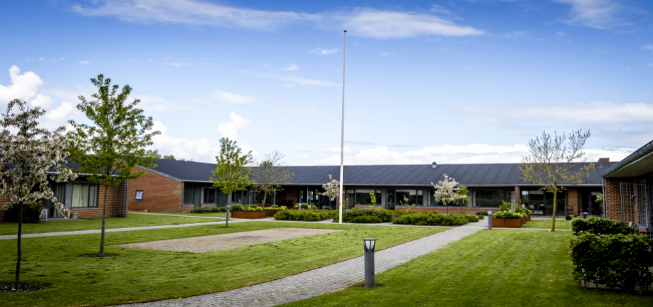 Stenstrup Plejecenter Udefra